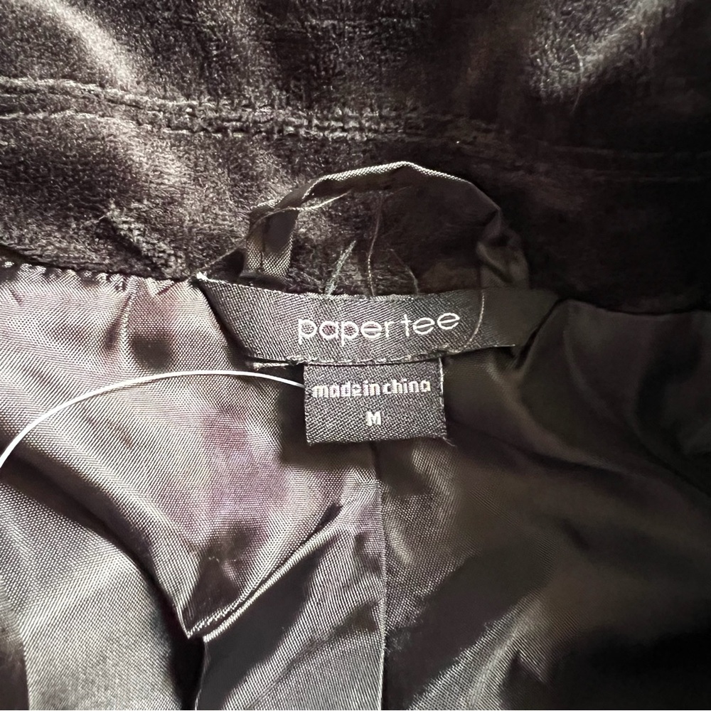 Paper Tee | Velvet Ruched Blazer - Picture 5 of 7